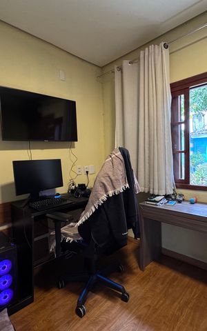 Casa à venda com 200m², 3 quartos e 2 vagas Casa à venda com 200m², 3 quartos e 2 vagasquarto 1