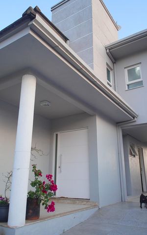 Casa para alugar com 241m², 3 quartos e 2 vagasGaragem