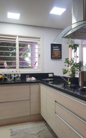 Casa para alugar com 241m², 3 quartos e 2 vagasCozinha