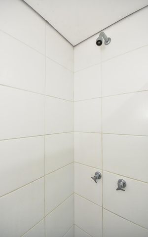 Apartamento à venda com 64m², 2 quartos e 1 vagaChuveiro do Banheiro