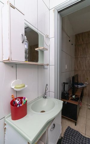 Casa à venda com 100m², 3 quartos e 1 vagaBanheiro 1