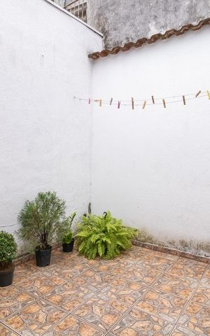 Casa à venda com 100m², 3 quartos e 1 vagaÁrea de Serviço