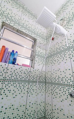 Casa à venda com 100m², 3 quartos e 1 vagaBanheiro 1