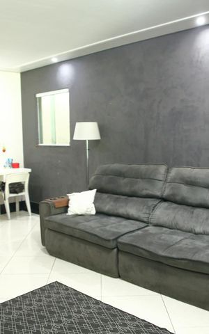 Casa à venda com 134m², 3 quartos e 4 vagasSala