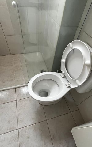 Apartamento à venda com 62m², 2 quartos e 2 vagas Apartamento à venda com 62m², 2 quartos e 2 vagasBanheiro Social