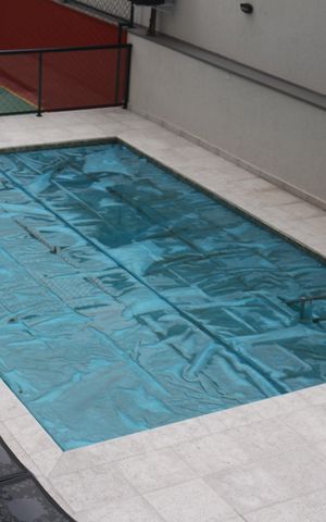Apartamento à venda com 400m², 3 quartos e 4 vagasÁrea comum - Piscina