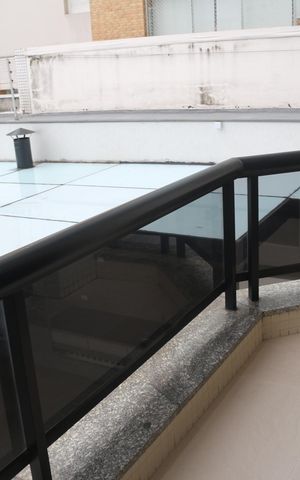Apartamento à venda com 400m², 3 quartos e 4 vagasVaranda da Suíte 2