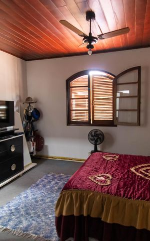 Casa à venda com 290m², 4 quartos e 2 vagas Casa à venda com 290m², 4 quartos e 2 vagasSuíte 1