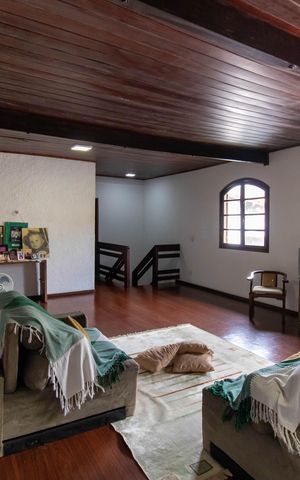 Casa à venda com 290m², 4 quartos e 2 vagas Casa à venda com 290m², 4 quartos e 2 vagasSala 2