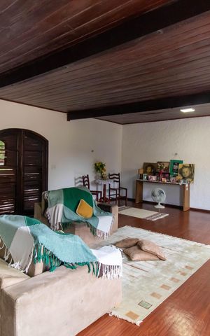 Casa à venda com 290m², 4 quartos e 2 vagas Casa à venda com 290m², 4 quartos e 2 vagasSala 2