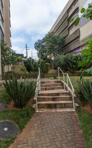 Apartamento à venda com 72m², 2 quartos e 1 vagaÁrea comum