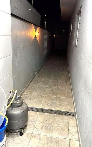 Casa à venda com 74m², 2 quartos e 2 vagas
