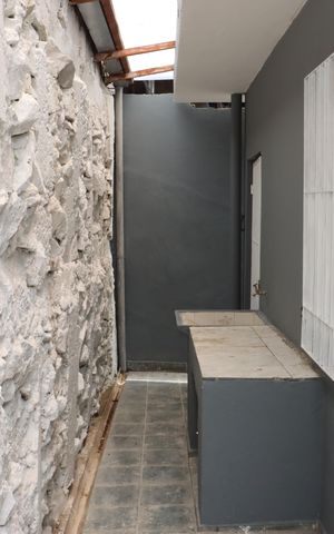 Casa para alugar com 350m², 2 quartos e 2 vagasÁrea de Serviço