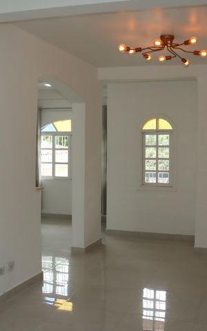 Casa para alugar com 350m², 2 quartos e 2 vagasSala