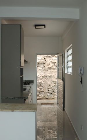 Casa para alugar com 350m², 2 quartos e 2 vagasSala