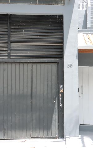Casa para alugar com 350m², 2 quartos e 2 vagasFachada