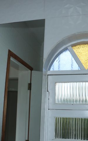 Casa para alugar com 350m², 2 quartos e 2 vagasBanheiro 