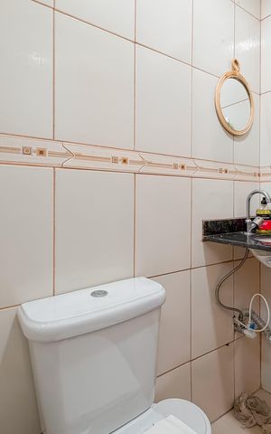 Casa para alugar com 350m², 7 quartos e 8 vagas Casa para alugar com 350m², 7 quartos e 8 vagasBanheiro 1