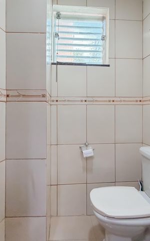 Casa para alugar com 350m², 7 quartos e 8 vagas Casa para alugar com 350m², 7 quartos e 8 vagasBanheiro 2