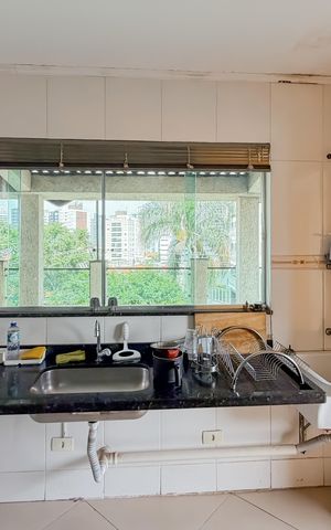 Casa para alugar com 350m², 7 quartos e 8 vagas Casa para alugar com 350m², 7 quartos e 8 vagasCozinha