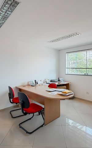 Casa para alugar com 350m², 7 quartos e 8 vagas Casa para alugar com 350m², 7 quartos e 8 vagasQuarto 5