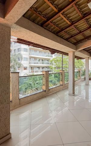 Casa para alugar com 350m², 7 quartos e 8 vagas Casa para alugar com 350m², 7 quartos e 8 vagasTerraço