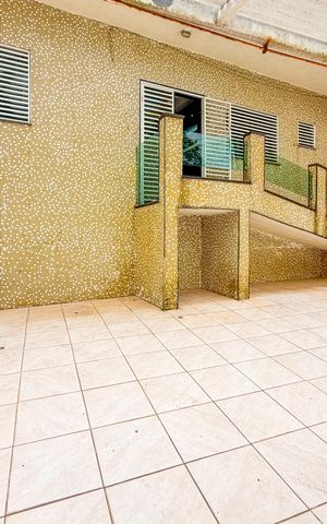 Casa para alugar com 350m², 7 quartos e 8 vagas Casa para alugar com 350m², 7 quartos e 8 vagasEntrada
