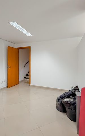 Casa para alugar com 350m², 7 quartos e 8 vagas Casa para alugar com 350m², 7 quartos e 8 vagasQuarto 6