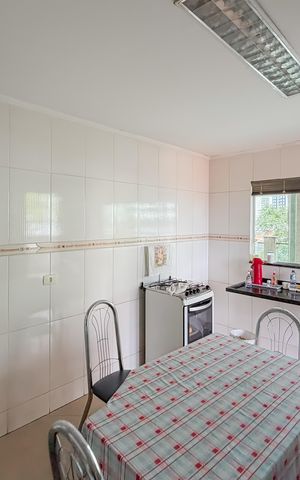 Casa para alugar com 350m², 7 quartos e 8 vagas Casa para alugar com 350m², 7 quartos e 8 vagasCozinha