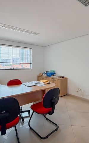 Casa para alugar com 350m², 7 quartos e 8 vagas Casa para alugar com 350m², 7 quartos e 8 vagasQuarto 5