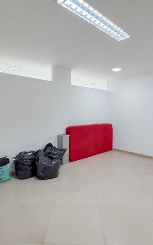 Casa para alugar com 350m², 7 quartos e 8 vagas Casa para alugar com 350m², 7 quartos e 8 vagasQuarto 6