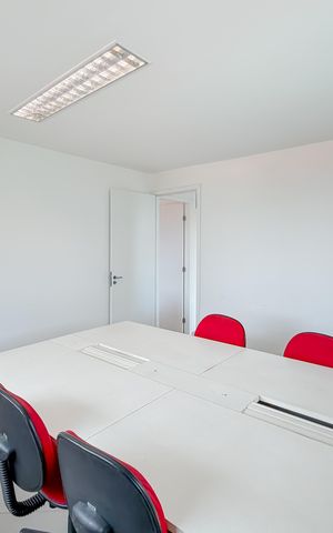 Casa para alugar com 350m², 7 quartos e 8 vagas Casa para alugar com 350m², 7 quartos e 8 vagasQuarto 4