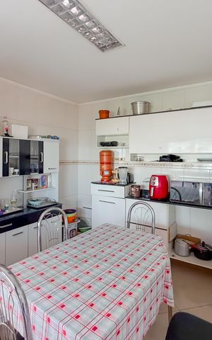 Casa para alugar com 350m², 7 quartos e 8 vagas Casa para alugar com 350m², 7 quartos e 8 vagasCozinha