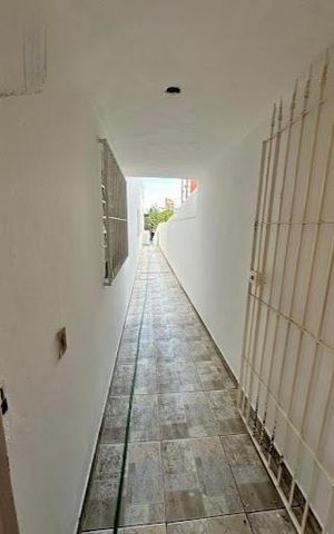 Casa à venda com 280m², 5 quartos e 6 vagas