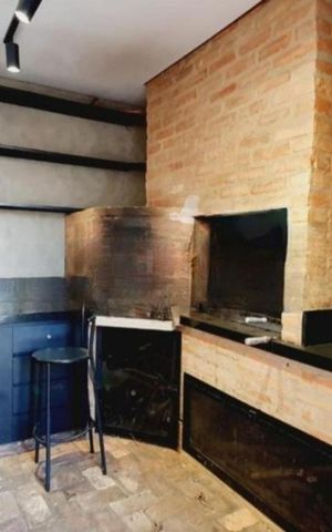 Casa à venda com 285m², 3 quartos e 2 vagas