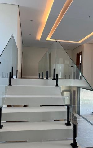 Casa à venda com 305m², 3 quartos e 2 vagas