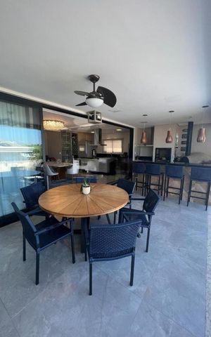 Casa à venda com 315m², 4 quartos e 4 vagas