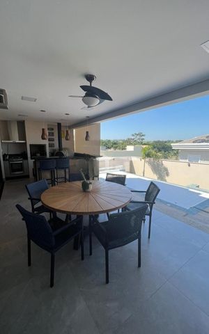 Casa à venda com 315m², 4 quartos e 4 vagas