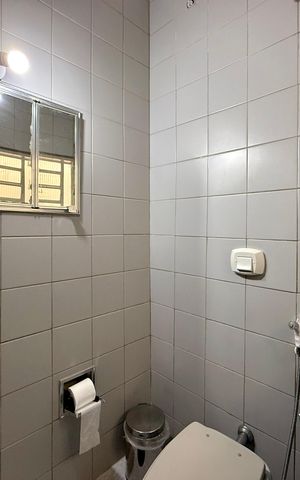 Casa para alugar com 160m², 4 quartos e 2 vagas Casa para alugar com 160m², 4 quartos e 2 vagasBanheiro Social 1
