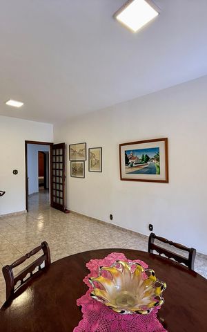 Casa para alugar com 160m², 4 quartos e 2 vagas Casa para alugar com 160m², 4 quartos e 2 vagasSala