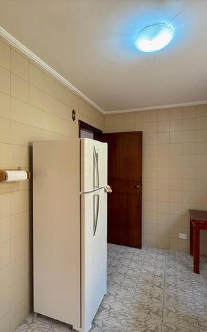 Casa para alugar com 160m², 4 quartos e 2 vagas Casa para alugar com 160m², 4 quartos e 2 vagasCozinha