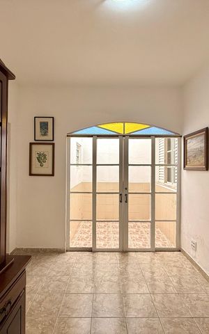 Casa para alugar com 160m², 4 quartos e 2 vagas Casa para alugar com 160m², 4 quartos e 2 vagasCorredor Quartos