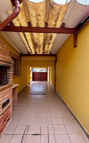 Casa para alugar com 160m², 4 quartos e 2 vagas Casa para alugar com 160m², 4 quartos e 2 vagasChurrasqueira
