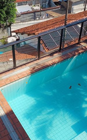Casa para alugar com 590m², 5 quartos e 3 vagas