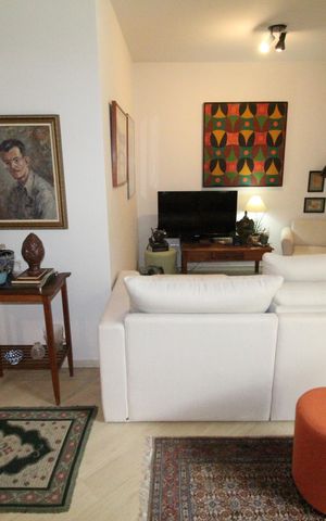 Apartamento para alugar com 73m², 2 quartos e 2 vagasSala