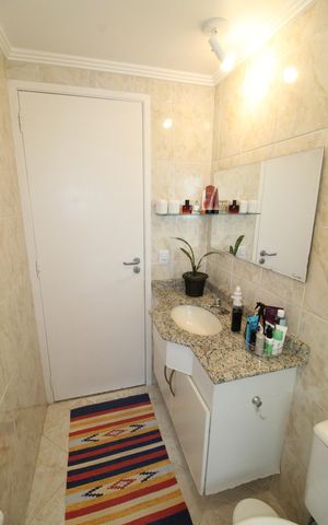 Apartamento para alugar com 73m², 2 quartos e 2 vagasBanheiro da Suíte