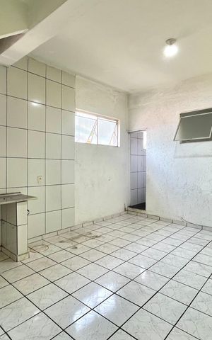 Casa para alugar com 36m², 1 quarto e sem vaga Casa para alugar com 36m², 1 quarto e sem vagaSala/Cozinha