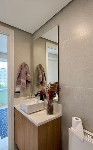 Apartamento à venda com 44m², 2 quartos e 1 vaga Apartamento à venda com 44m², 2 quartos e 1 vagaBanheiro Social