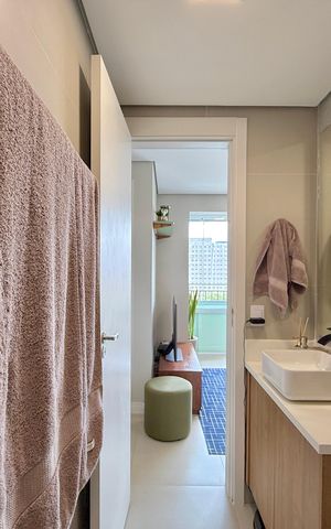 Apartamento à venda com 44m², 2 quartos e 1 vaga Apartamento à venda com 44m², 2 quartos e 1 vagaBanheiro Social