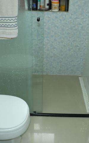 Casa de condomínio para alugar com 177m², 2 quartos e 2 vagasBanheiro da Suíte